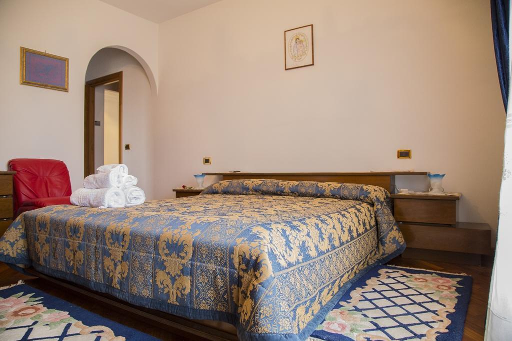 פשיה B&B Nuovo Paradiso חדר תמונה
